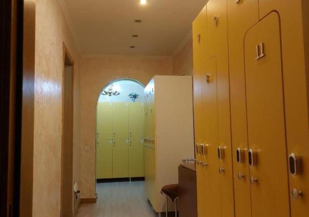 Room Hostel Dostyk Almaty Eksteriør bilde