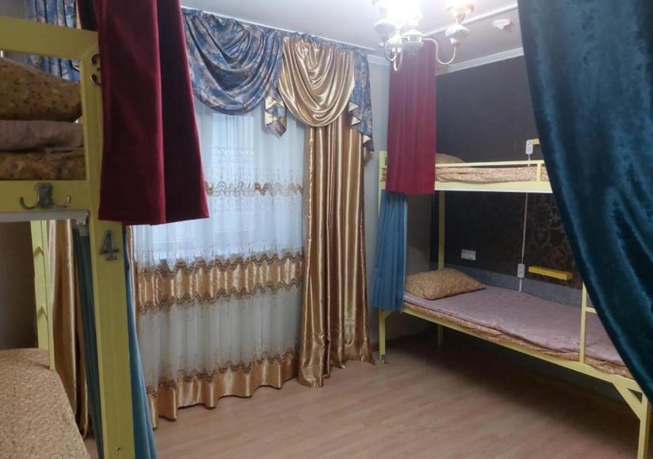 Room Hostel Dostyk Almaty Eksteriør bilde