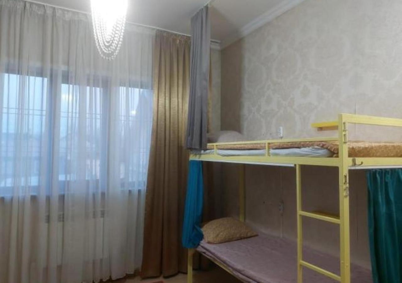 Room Hostel Dostyk Almaty Eksteriør bilde