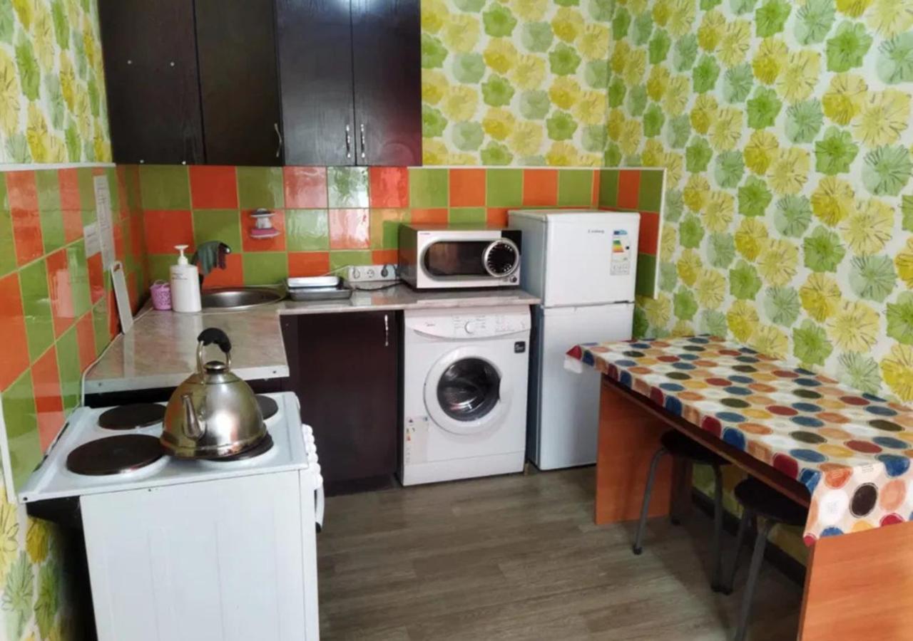 Room Hostel Dostyk Almaty Eksteriør bilde